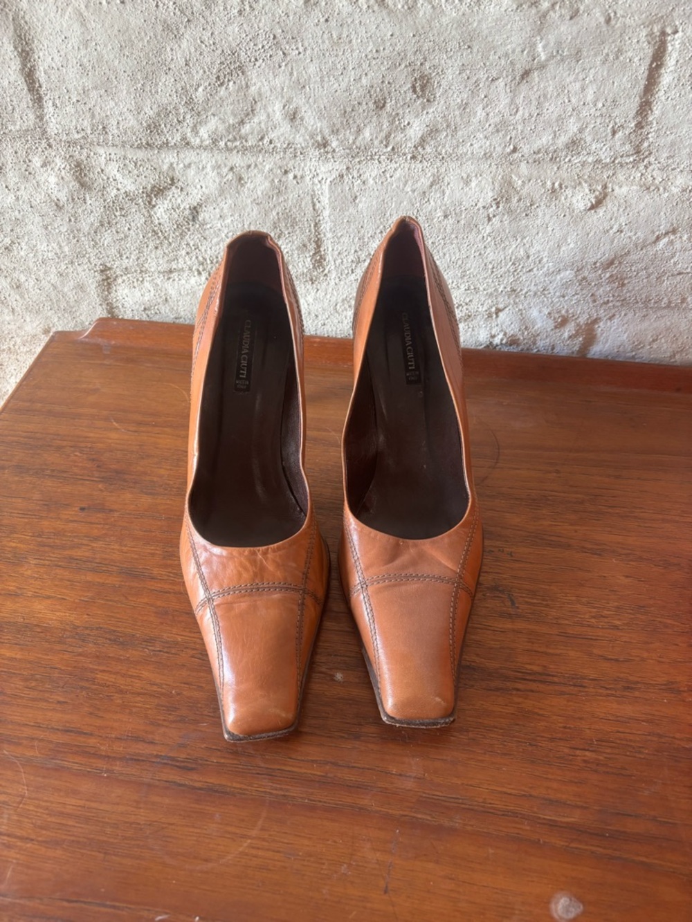 Claudia Ciuti Vintage Pumps-11B